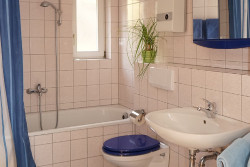 Ferienwohnung 2 - Badezimmer